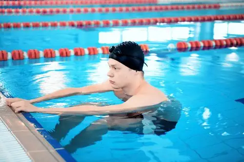 游泳写真图片