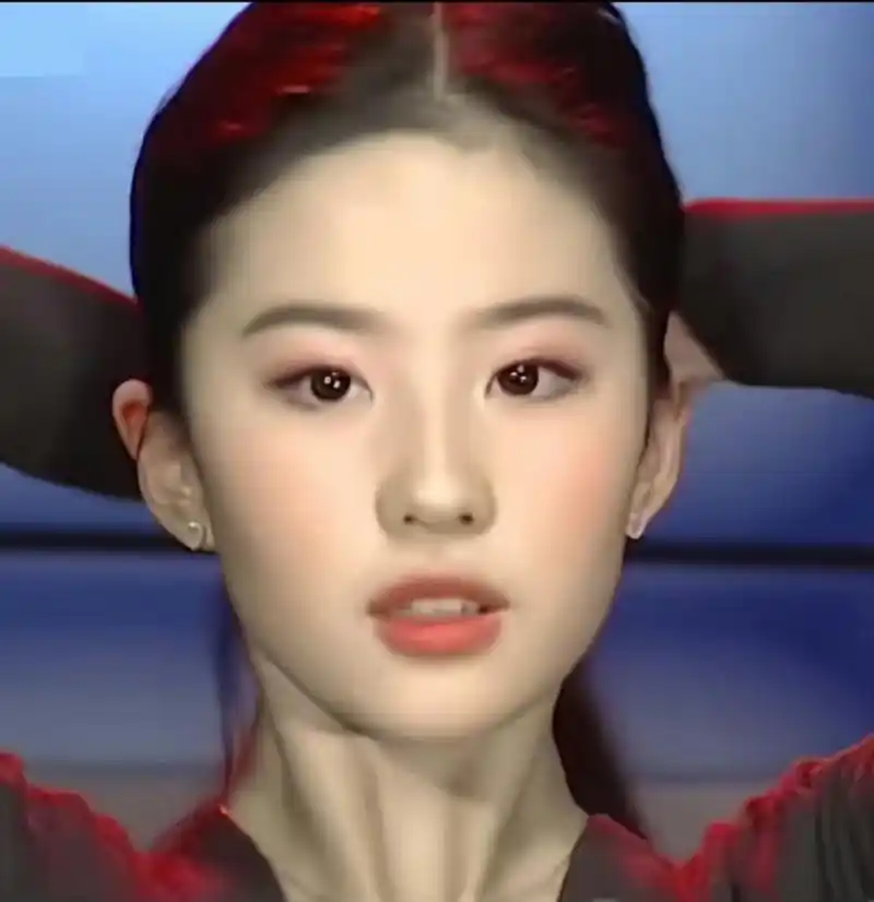 刘亦菲头骨和五官,面部骨骼都是精致的,这才是顶级大美人.