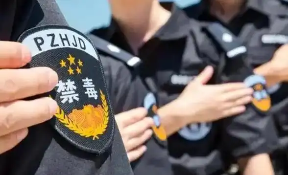 美版知乎:美国为何将毒品危机归咎中国?外国网友戳破美国伎俩