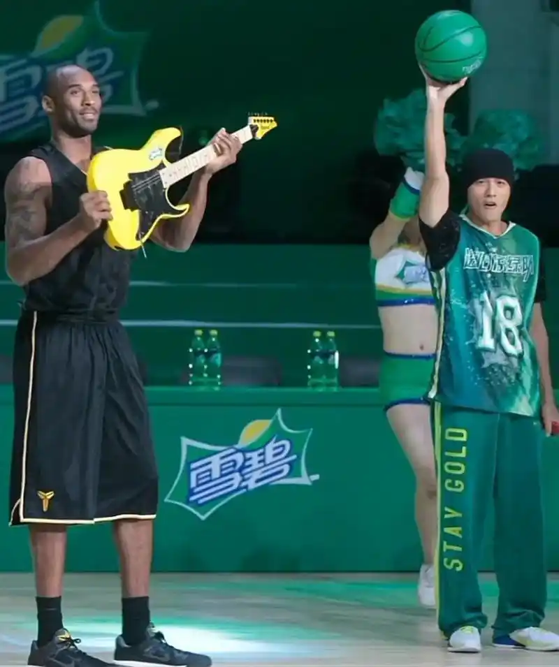 "他们又是多少人的青春"#周杰伦 #黑曼巴精神永存 #科比 - 抖音