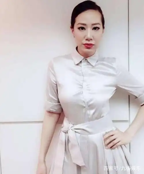 甄子丹出席晚宴却遭歧视,妻子发文怒称:中国人不是东亚病夫