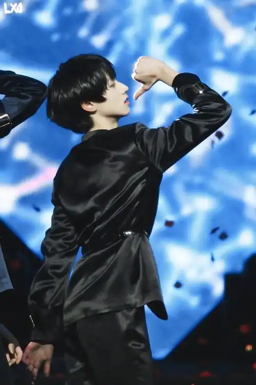 几个动图看朱志鑫舞蹈小巧思 loveshot永远的神