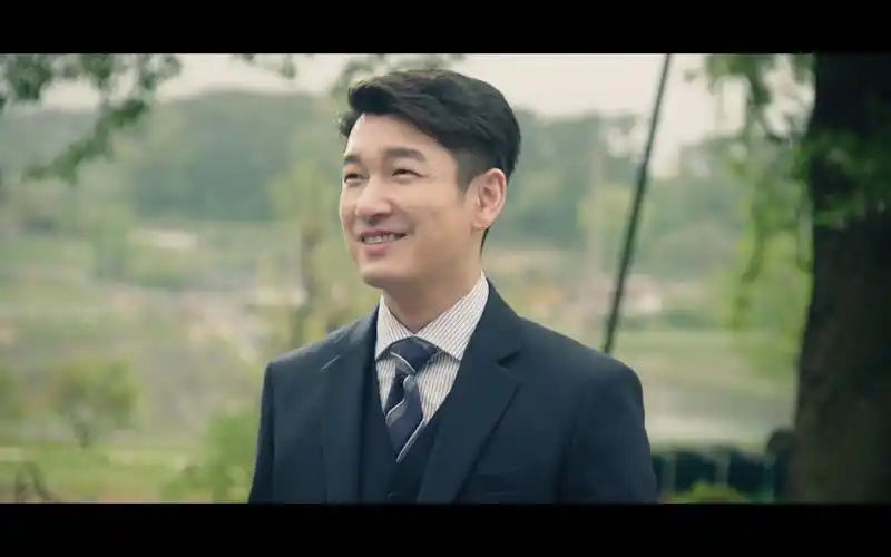 【曹承佑】 (life&具胜孝)--- 霸道总裁的笑容杀