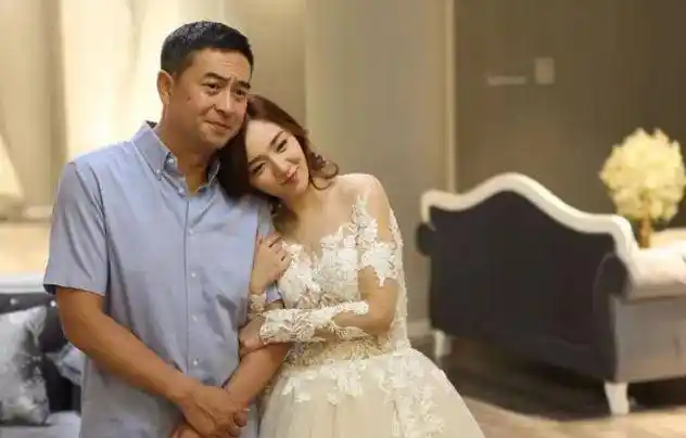 出道15年,零绯闻"情感剧女王"被传与胡歌结婚,她值得一切美好_王晓晨