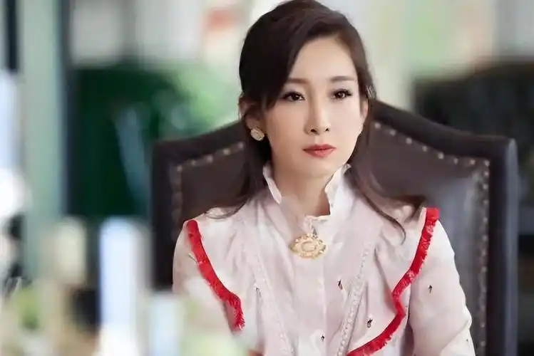 回顾秦海璐孕期忍痛照顾婆婆让丧子婆婆不再流泪你还有我们