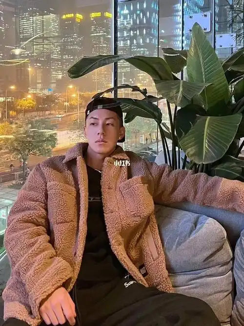 hiphop潮流玩家看过来98 看@casper_卡斯柏