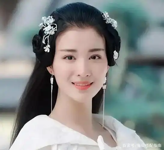 90后小花中少见的大青衣女主脸,王楚然为什么一直没火起来?