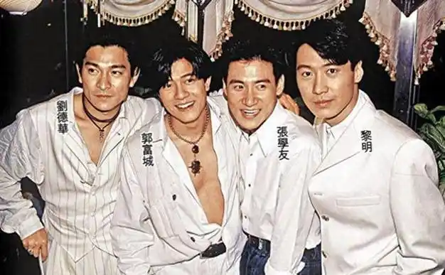 火的一塌糊涂却输在个子矮上这6位男星身高太不懂事了