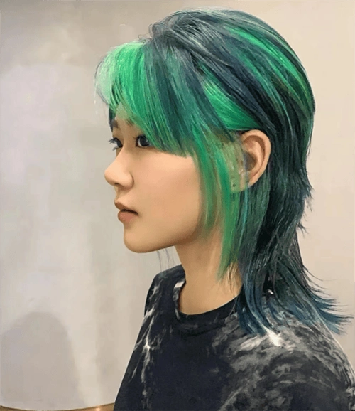 超火短发线条染造型,非常酷炫个性,吸睛力百分百