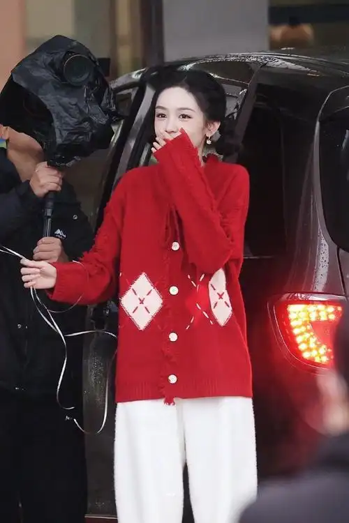 刘雯超话唐嫣超话杨幂超话迪丽热巴超话李沁