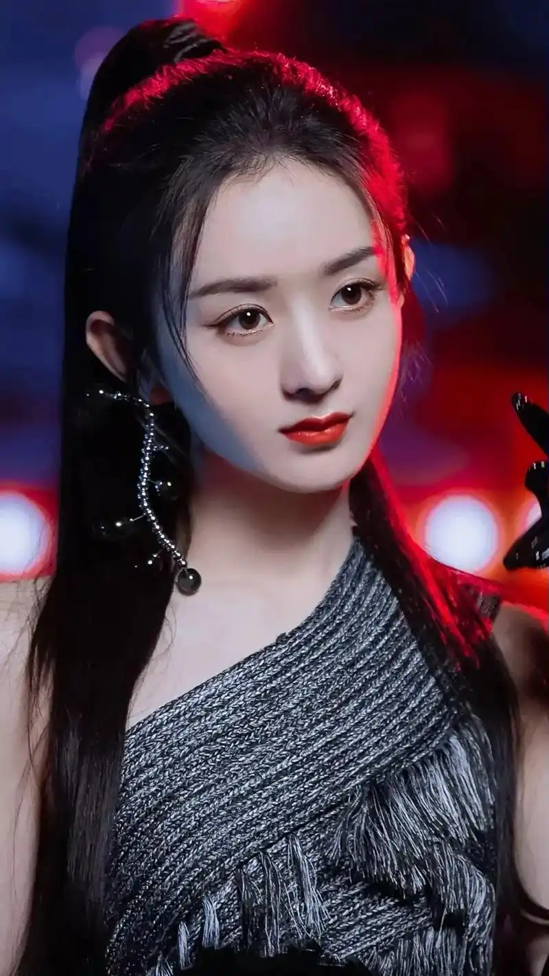 粉丝一千万   (赵丽颖,1987年10月16日出生于河北 - 抖音