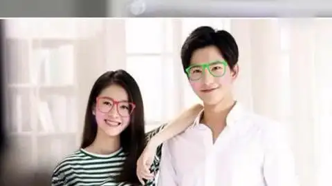 杨洋牵手张雪迎出演微微一笑很倾城第二部