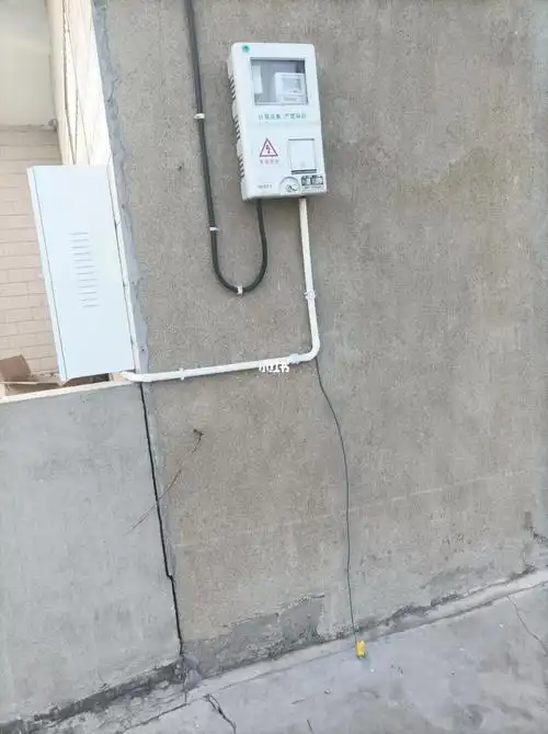 比亚迪充电桩都是这样装地线的么