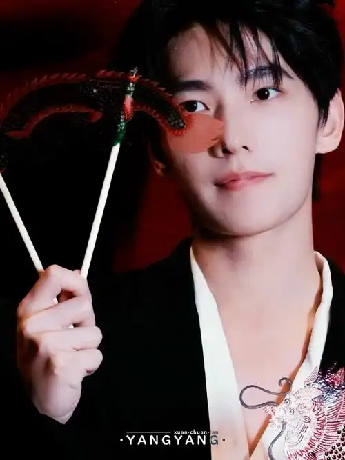 杨洋龙年第一张自拍