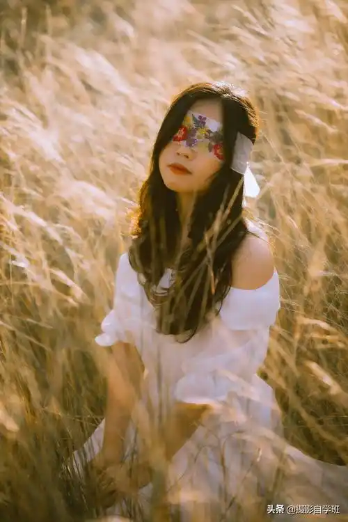 芦苇人像不乱拍,用这3个拍摄方法,拍出唯美芦苇人像_画面_人物_场景