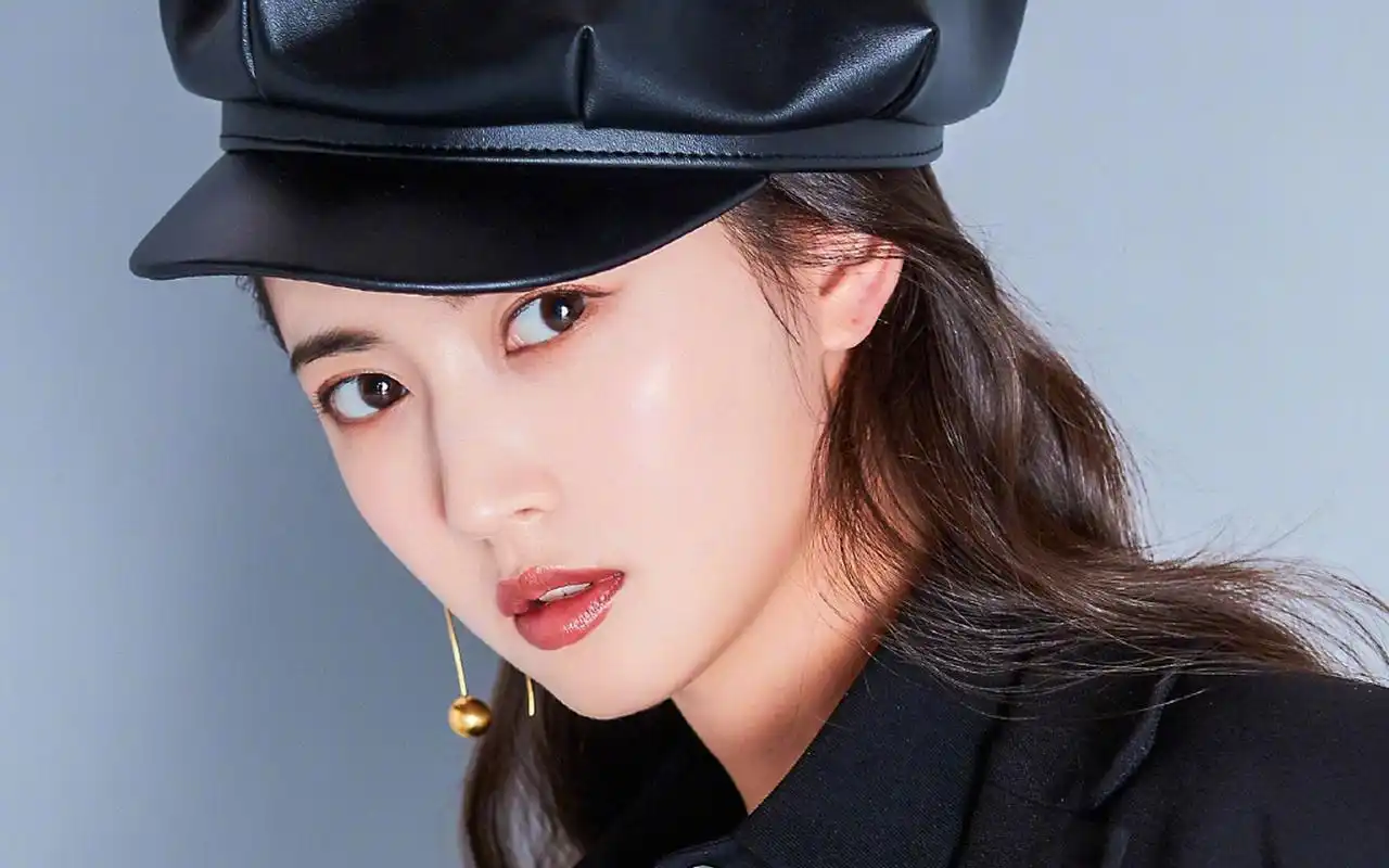 陈钰琪英气写真图片桌面壁纸