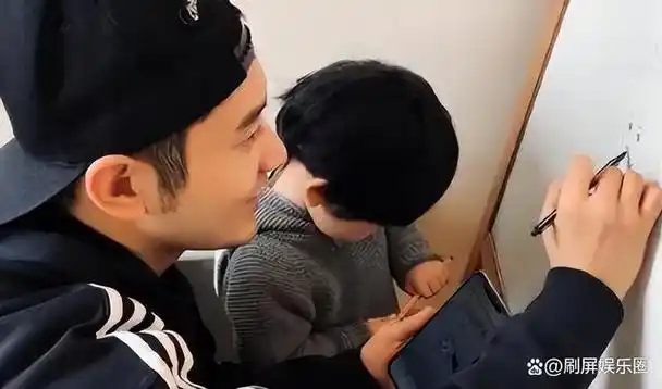 baby送儿子上学,和黄晓明同在家长群,7岁儿子凭实力进上海中学