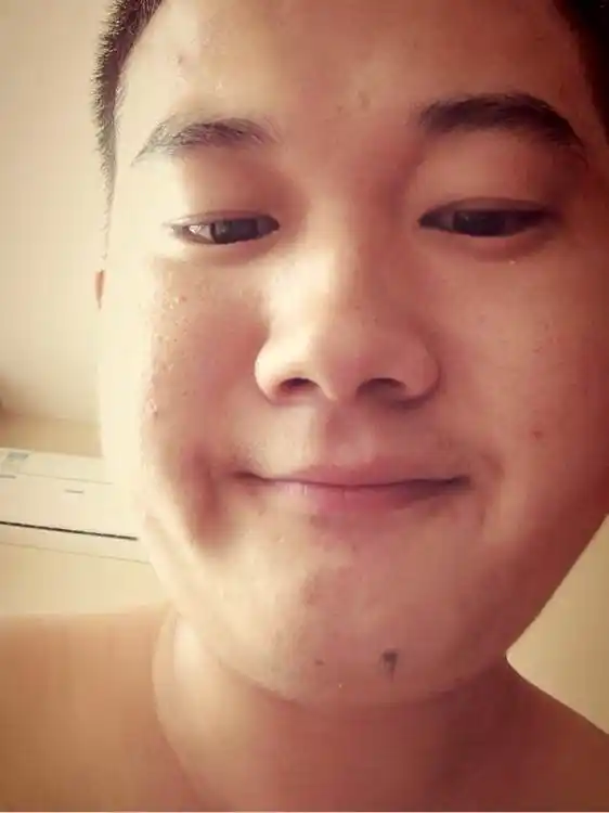 下巴有一物,财运挡不住,下巴有这几颗痣的人,福多财旺,田产多