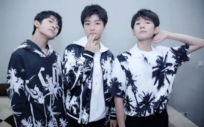 粉丝根据三小只互动规律,预感tfboys三个人今天都会更新动态