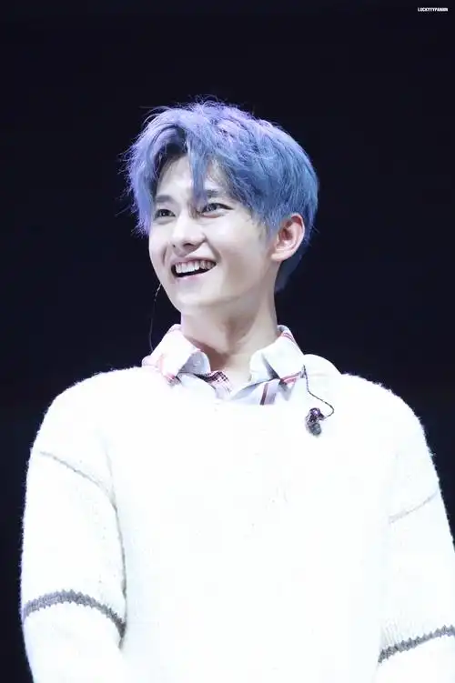 杨洋 这甜甜的笑 还是我最爱的大志啊