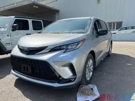 23款丰田塞纳七座豪华商务现车40万起售
