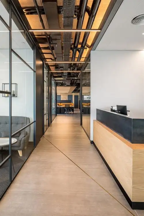 en design | 以色列机密能源公司办公室