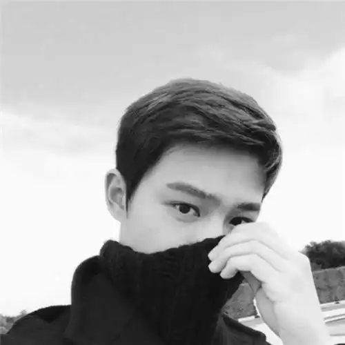 男高冷头像黑白色的帅的有型帅的有气质