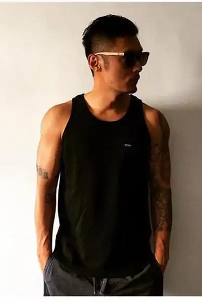 余文乐教你穿好基本款去撩妹!