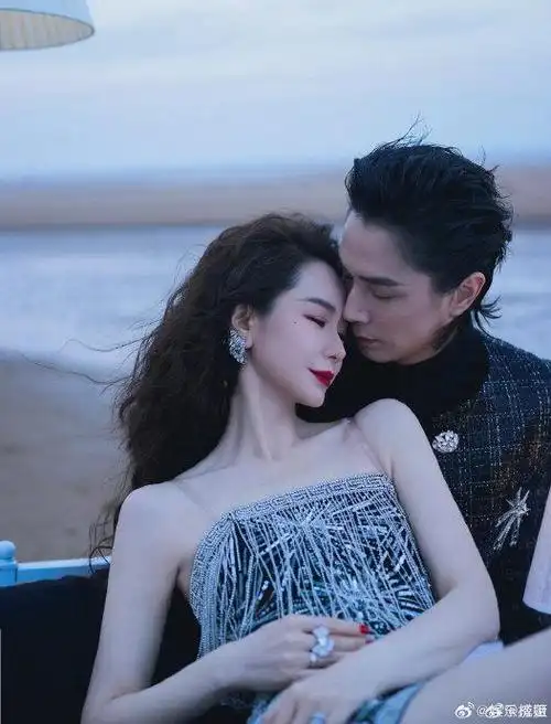 果然真夫妻是最好嗑的!|李承铉|戚薇|情人节_新浪新闻