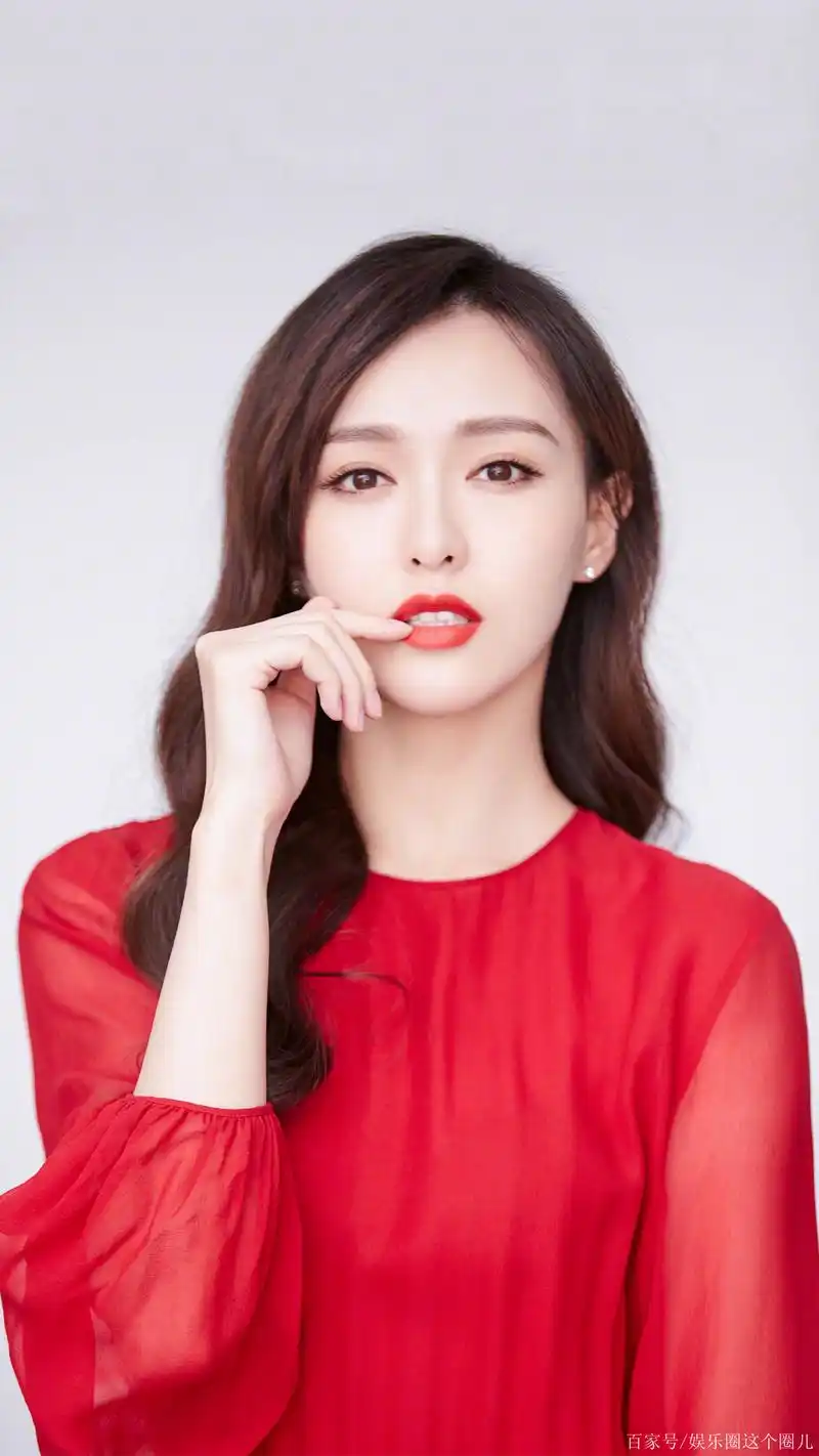 娱乐圈最受欢迎,颜值最高的女明星,你喜欢哪一位?