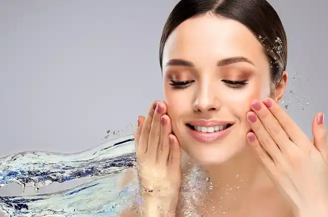 每天清洁皮肤真的洗干净了吗教你这3个部位的清洁方法