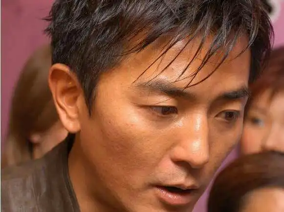 演报精湛且是气质男神的郑伊健为何迄今没有能够斩获过影帝