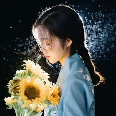 成熟很有意境的女生高颜值头像 最新头像女成熟稳重很有范_女生头像