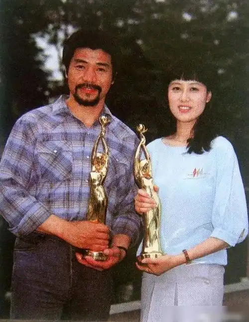 第五届大众电影百花奖(1982年)最佳男演员:王心刚《知音》最佳女演员