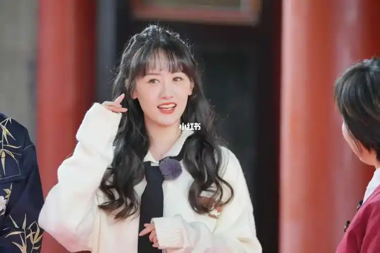 宠粉|参与活动有机会获得袁冰妍亲笔签名照_袁冰妍_牛奶_抽奖_三元