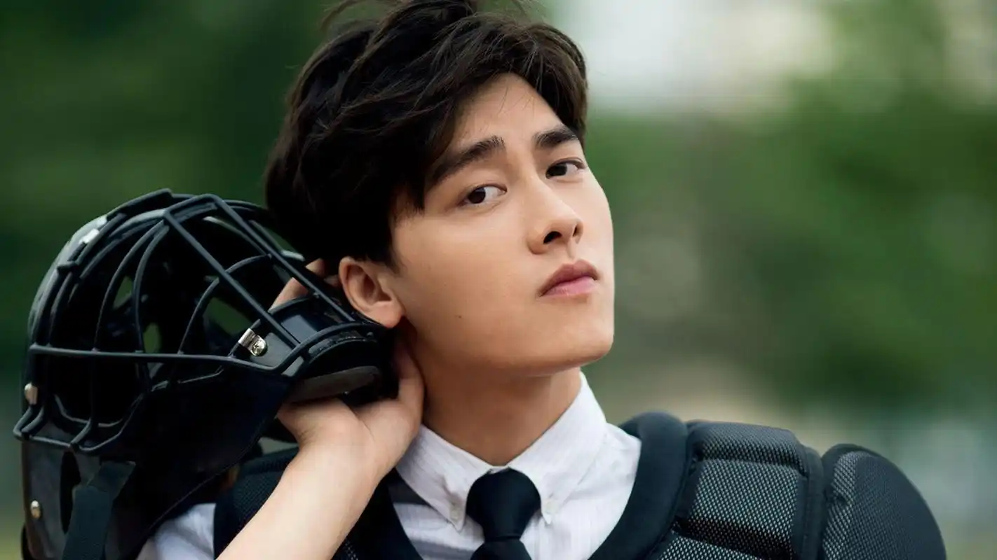 37m上传时间:2020-06-16壁纸标签:李易峰明星风尚壁纸封面图李易峰