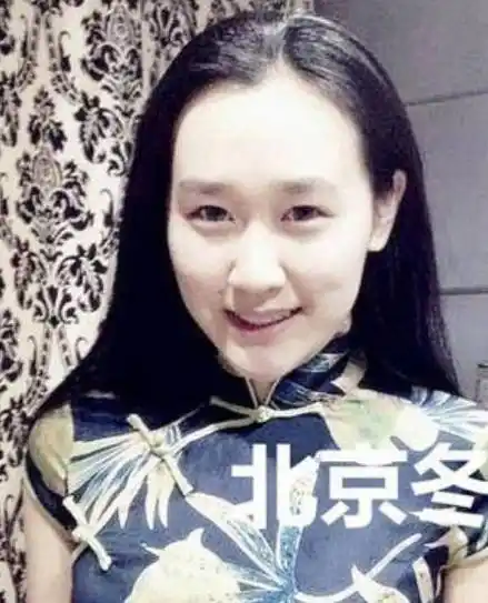 刀郎两任妻子前妻生女儿40天不堪贫困离开现任多年不离不弃