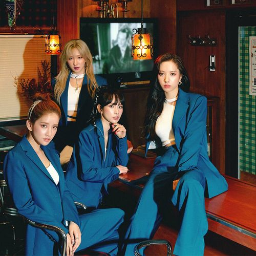 韩国女团宇宙少女the black easy打歌服蓝色西服套装舞蹈表演出服