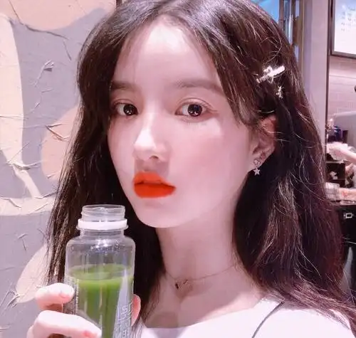 搞一波刘些宁头像 都是来自刘姐wb不想在wb发是怕干.