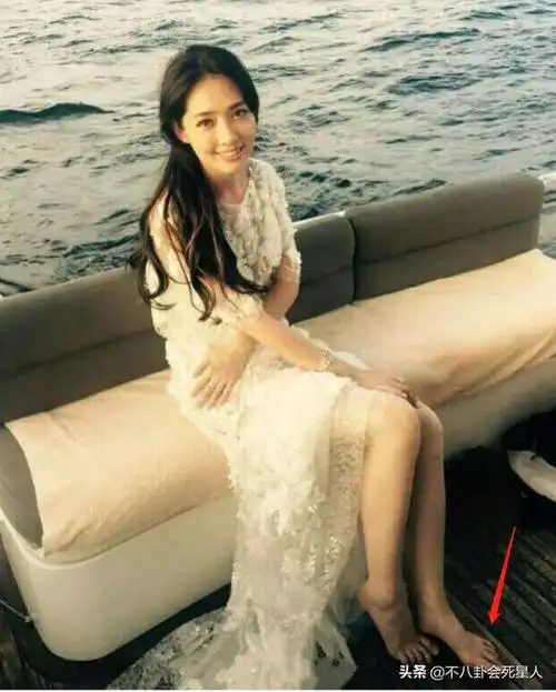 世界上最美的脚是什么样的世界上最好看的脚是谁的