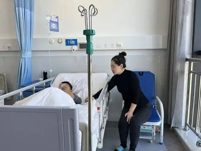 赞星元医院免费陪护床方便又暖心