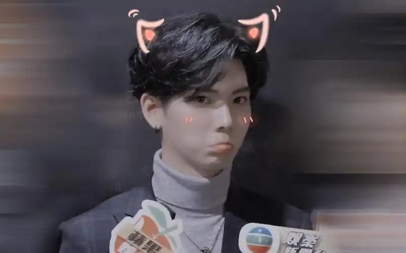 杨 宇 腾 向 你 发 起 可 爱 挑 战