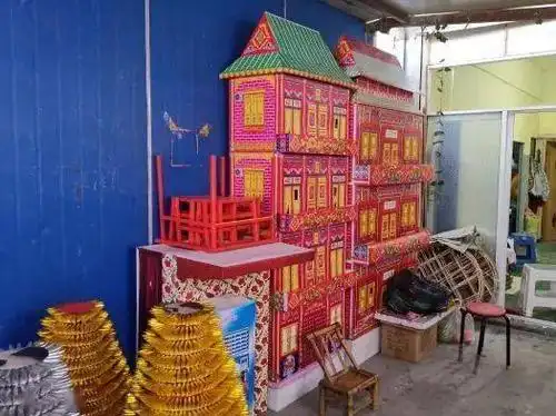 萧山这种店不少都转型了不卖纸制迷信用品卖鲜花