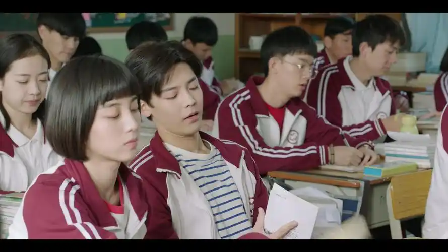 校园剧强势来袭!侯明昊带你追忆青春校园时光