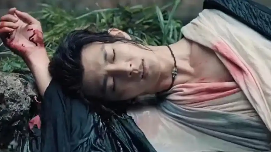 受伤阿布的电影男主受伤了