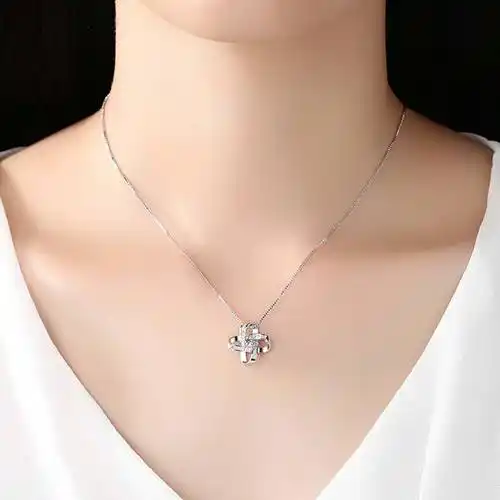 批发钻石女士饰品时尚女性幸运星吊坠项链