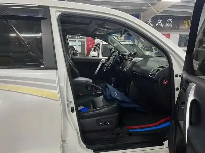 17年 丰田 霸道 2700 高配 青岛一手车 7座#丰田霸 - 抖音