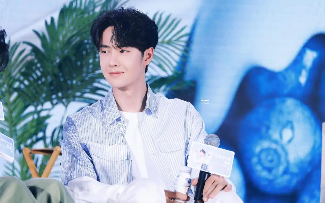 王一博新爱好上新,继赛车,滑板后,喜欢上了打高尔夫