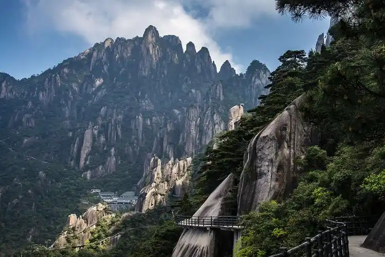 世界自然遗产地--三清山