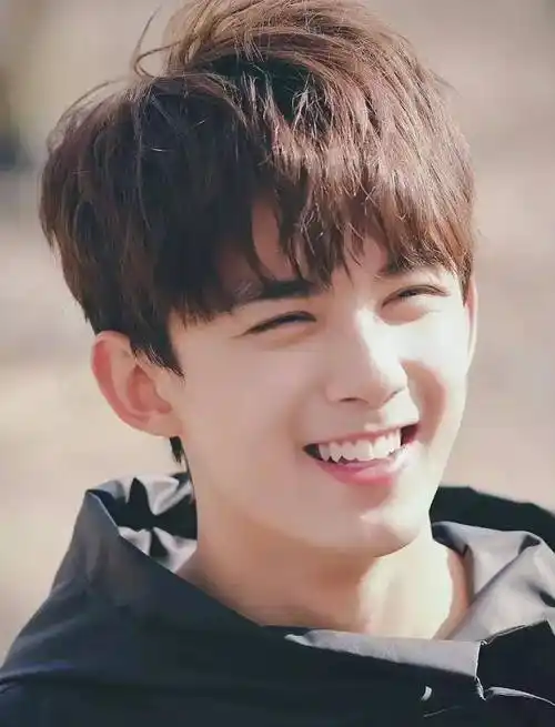 原创被记者问要不要跟陈建斌演一回父子的吴磊脱口而出谁是爸